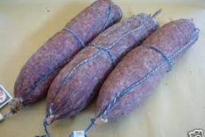 Al Farmers&#039; market della Certosa di Pavia protagonista il salame di struzzo