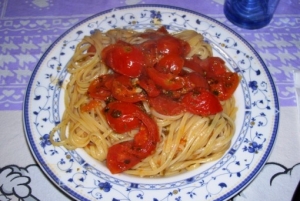 Spaghetti a vongole fiute