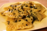 Un primo vegan: ravioli tofu e coste